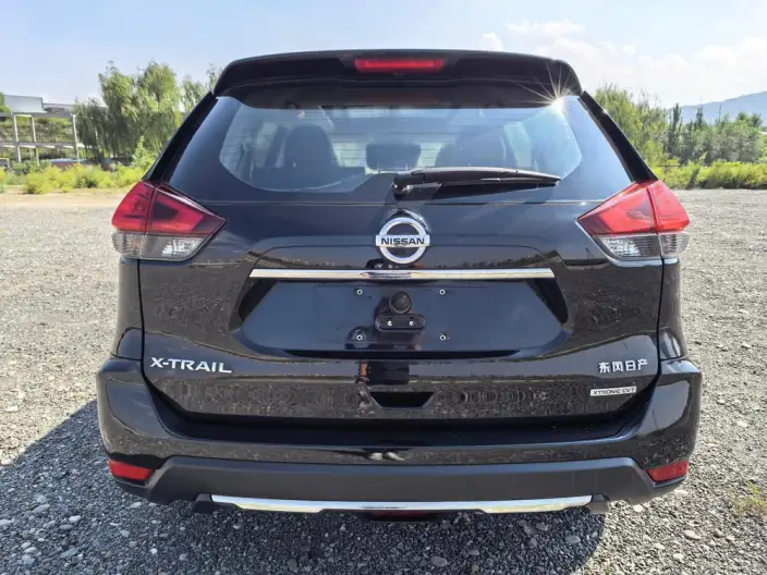 Nissan X-Trail 2020 Model 2.0L CVT Smart Connect VII seat Comfort Edition 2WD – фото 5