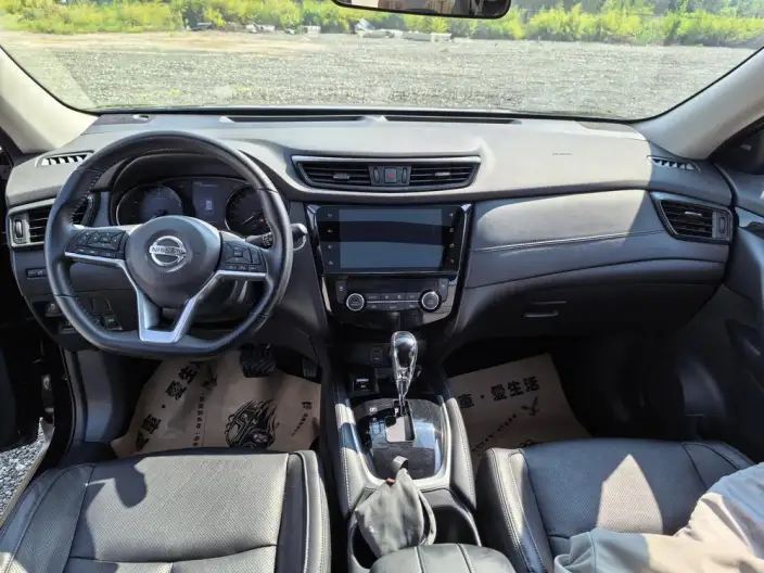 Nissan X-Trail 2020 Model 2.0L CVT Smart Connect VII seat Comfort Edition 2WD – фото 11