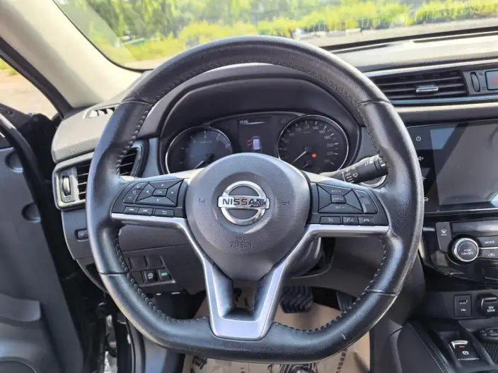 Nissan X-Trail 2020 Model 2.0L CVT Smart Connect VII seat Comfort Edition 2WD – фото 13