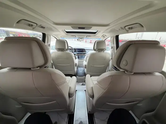 Buick GL8 2023 Model ES Luzun 2.0T Comfort Model – фото 10
