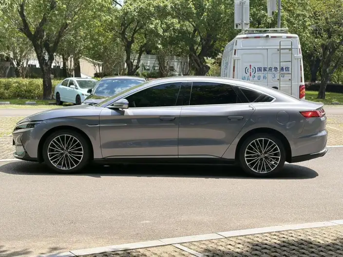 BYD Han EV 2021 Model Standard battery life version Luxury Model – фото 4