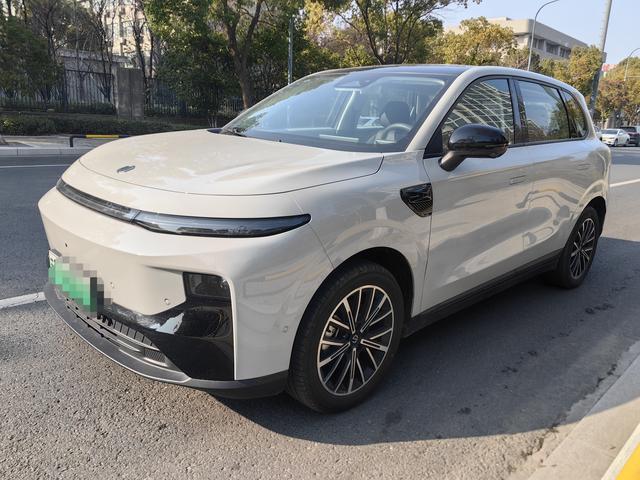 Leapmotor B10 2025 510 Delight Edition – фото 1