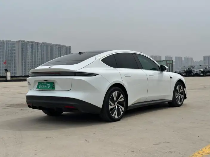 NIO ET5 2024 Model 75kWh – фото 6