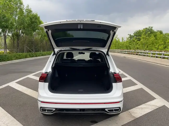 Volkswagen Tiguan L 2023 Model 330TSI 2WD R-Line Enjoy the version more – фото 29