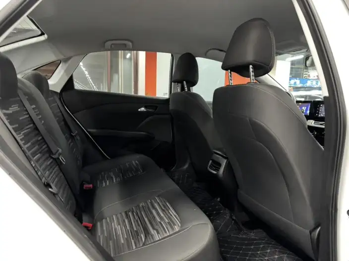 Chevrolet Corolla 2023 Model 1.5L DCT Yuexiang Edition – фото 16