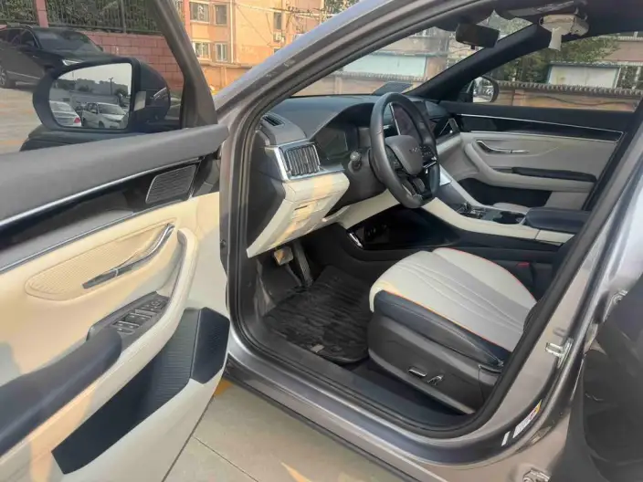 BYD Song PLUS EV 2025 Model 520KM Luxury Model – фото 8