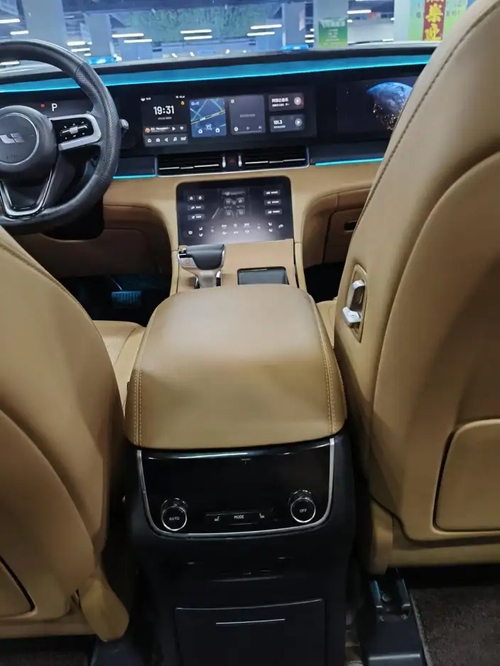 Li Auto ONE 2021 Model Extended Range 6 seat Edition – фото 11
