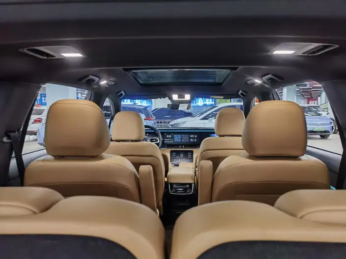 Li Auto ONE 2021 Model Extended Range 6 seat Edition – фото 14