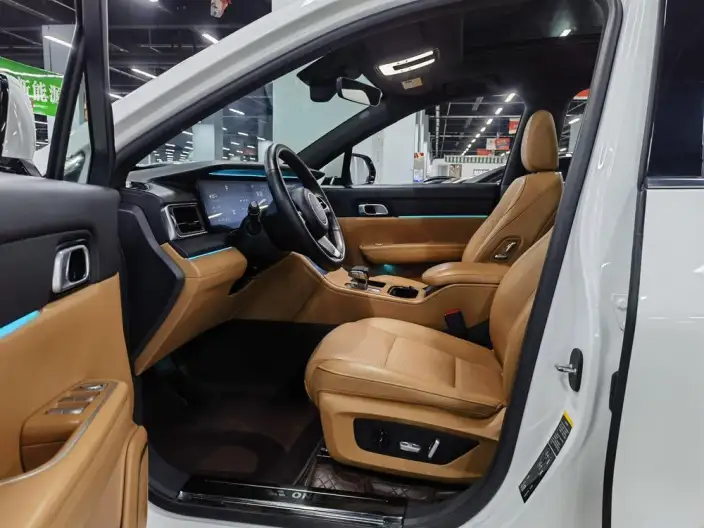 Li Auto ONE 2021 Model Extended Range 6 seat Edition – фото 15