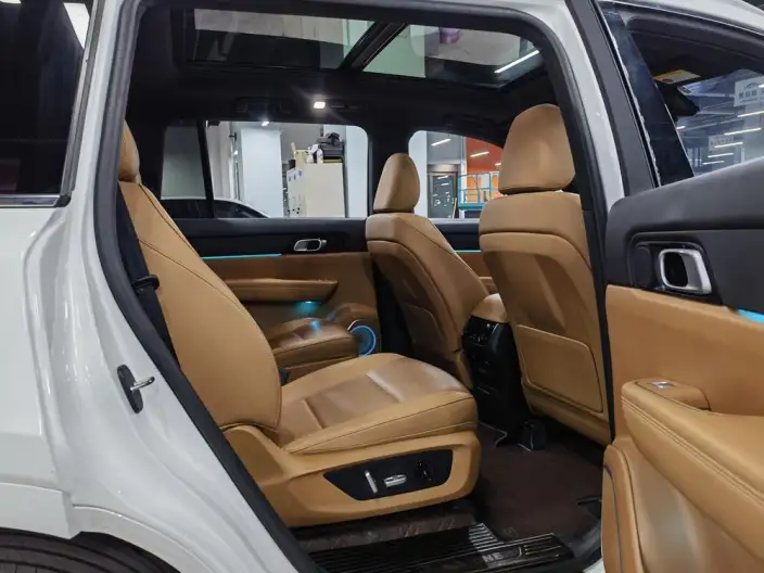 Li Auto ONE 2021 Model Extended Range 6 seat Edition – фото 18