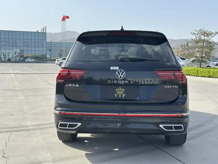 Volkswagen Tiguan L 2022 Model 330TSI Automatic 2WD R-Line Enjoy the version more – фото 5