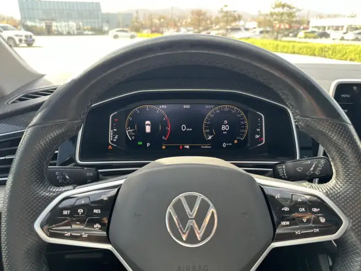 Volkswagen Tiguan L 2022 Model 330TSI Automatic 2WD R-Line Enjoy the version more – фото 8