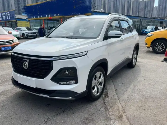 Baojun 530 2020 Model 1.5T CVT Luxury Connected Model 6 seat – фото 1