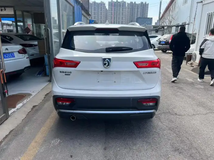 Baojun 530 2020 Model 1.5T CVT Luxury Connected Model 6 seat – фото 5
