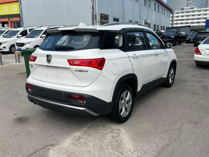 Baojun 530 2020 Model 1.5T CVT Luxury Connected Model 6 seat – фото 6