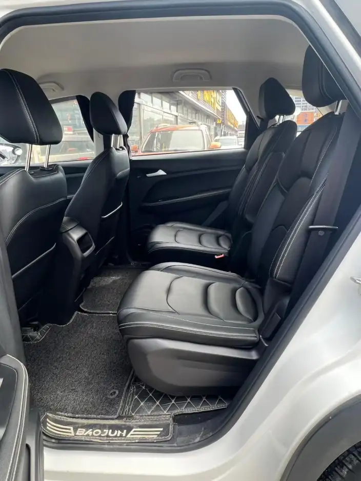 Baojun 530 2020 Model 1.5T CVT Luxury Connected Model 6 seat – фото 9