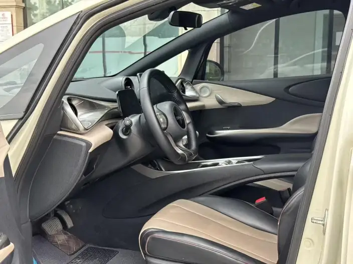 BYD Dolphin 2023 Model Fashion Edition – фото 15