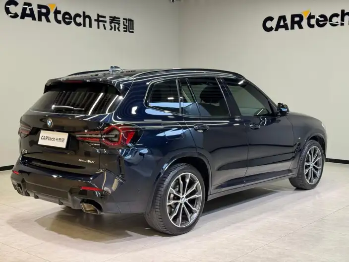 BMW X3 2023 Model xDrive30i Leading Model M Night Set – фото 7