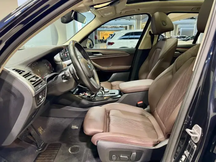 BMW X3 2023 Model xDrive30i Leading Model M Night Set – фото 29