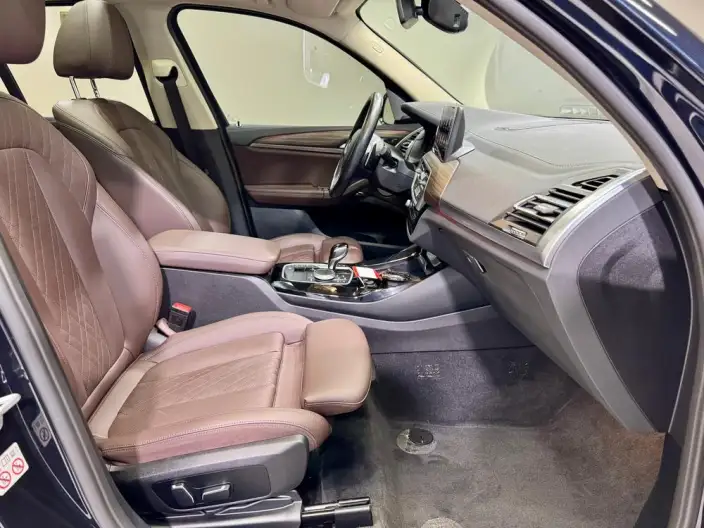 BMW X3 2023 Model xDrive30i Leading Model M Night Set – фото 53