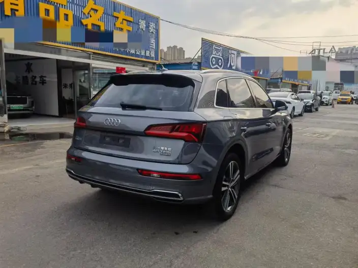 Audi Q5L 2020 Model 40 TFSI Rong Xiang Fashion Model – фото 6