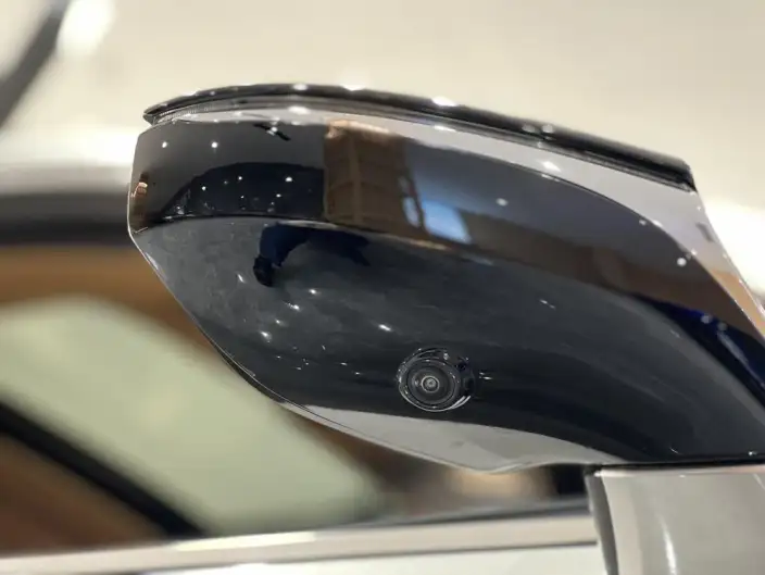 Lexus ES 2022 Model 300h Premium – фото 8