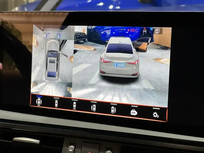Lexus ES 2022 Model 300h Premium – фото 14