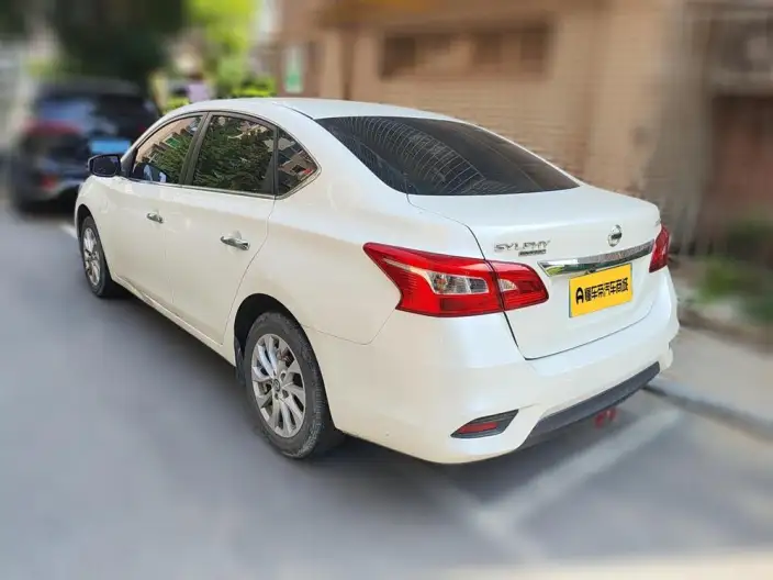 Nissan Sylphy 2022 Model Classic 1.6 XE CVT Comfort Edition – фото 4
