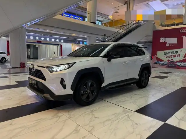 Toyota RAV4 2022 Model 2.0L CVT 4WD Fashion PLUS Edition – фото 1