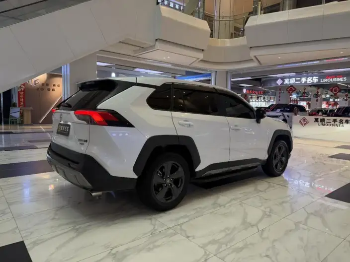 Toyota RAV4 2022 Model 2.0L CVT 4WD Fashion PLUS Edition – фото 6