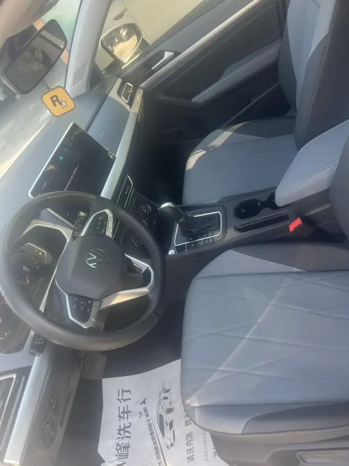 Volkswagen Lavida 2023 Model Facelift 1.5L Automatic Five million editions – фото 8