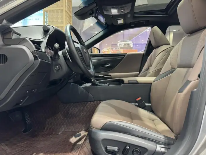 Lexus ES 2022 Model 200 Superior Edition – фото 14
