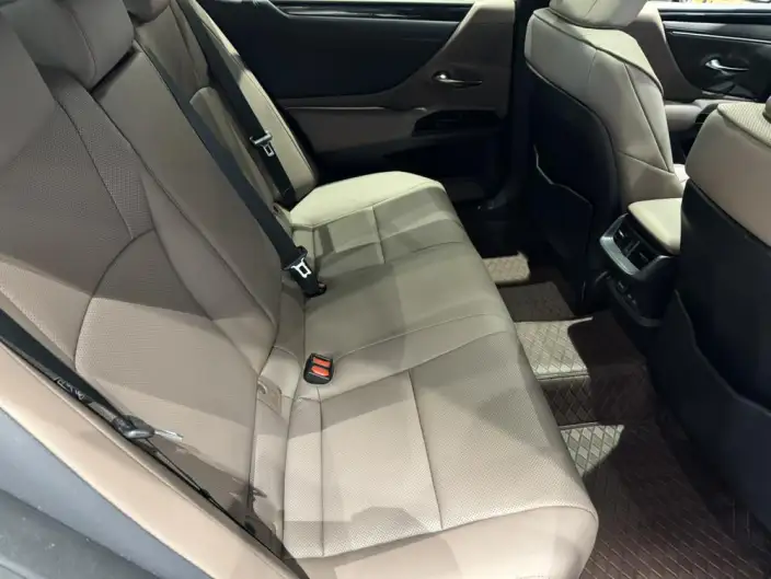 Lexus ES 2022 Model 200 Superior Edition – фото 15