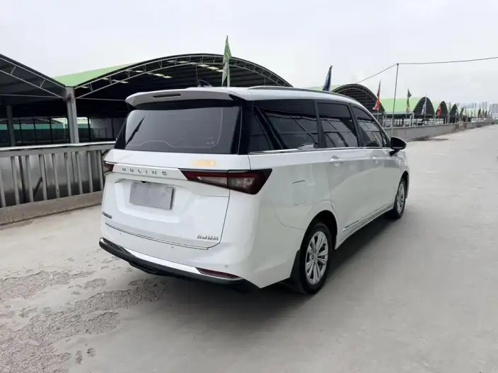 WULING Jiachen 2022 Model 1.5L Manual Changxiang Edition Comfort Model – фото 6