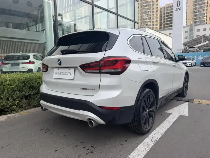 BMW X1 2021 Model sDrive20Li Fashion Model – фото 4