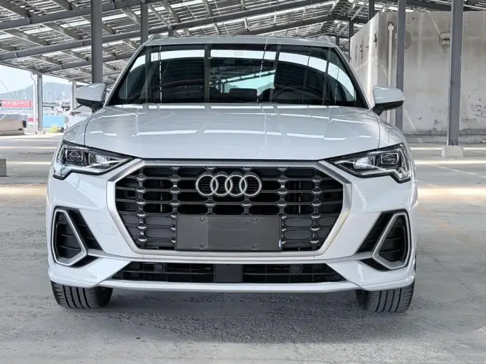 AUDI Q3 2022 Model 35 TFSI Fashion Dynamic Model – фото 2