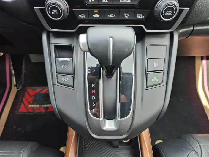 Honda CR-V 2020 Model Dazzling Edition plus 240TURBO CVT 2WD Fashion edition – фото 17