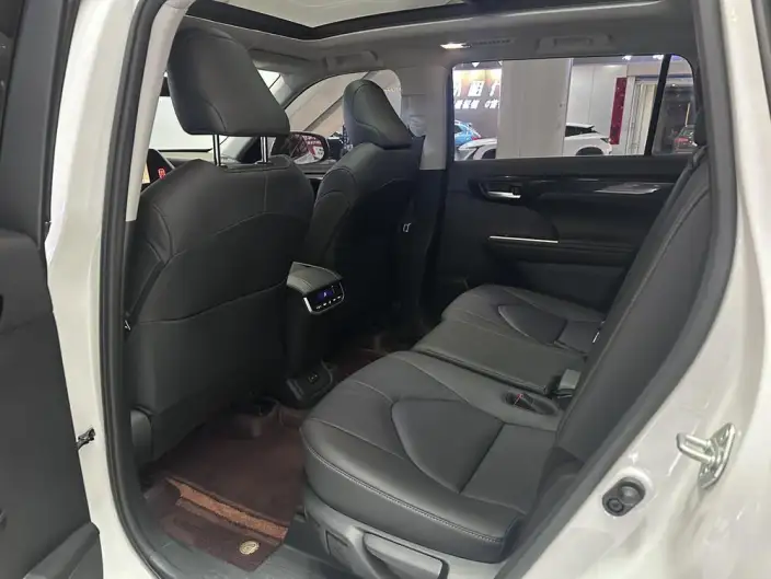 Toyota Highlander 2024 Model 380T 4WD Deluxe Edition 7 seat – фото 9