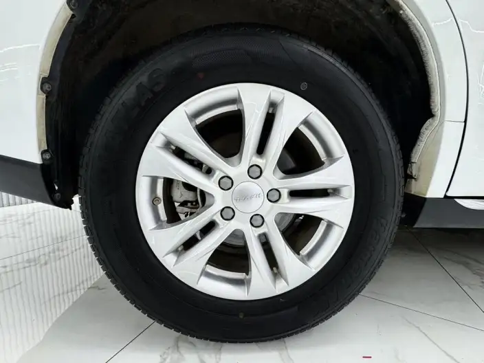 Haval M6 2021 Model PLUS 1.5T DCT Luxury Smart Connect Model – фото 9