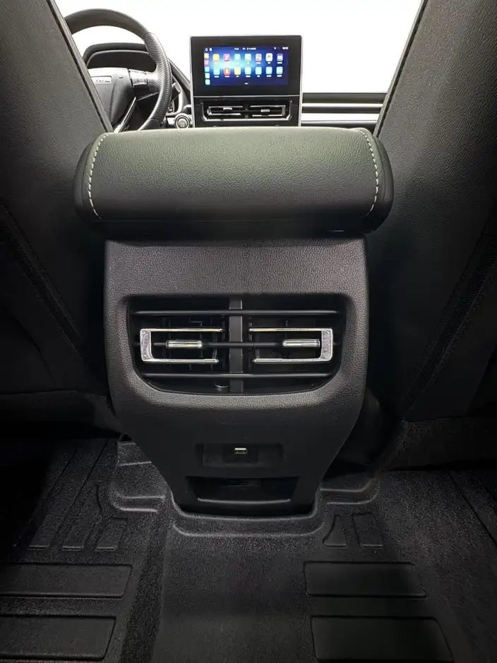 Haval M6 2021 Model PLUS 1.5T DCT Luxury Smart Connect Model – фото 12