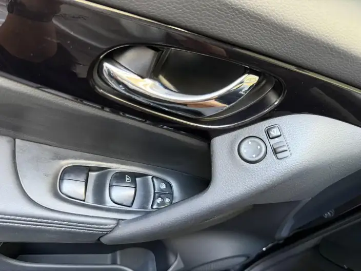 Nissan X-Trail 2023 Model Classic Edition 2.0L 2WD Smart Connect Comfort Edition – фото 24