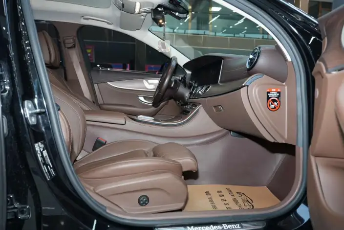 Mercedes-Benz E-Class 2021 Model Facelift E 260 L sedan – фото 13