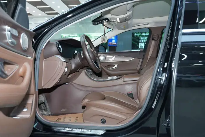 Mercedes-Benz E-Class 2021 Model Facelift E 260 L sedan – фото 21