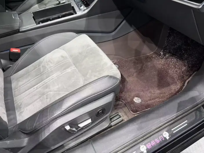 Audi A6L 2024 Model 40 TFSI Luxury Dynamic Model – фото 13