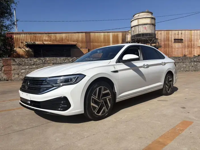Volkswagen Sagitar 2023 Model 280TSI DSG Beyond Edition Plus – фото 1