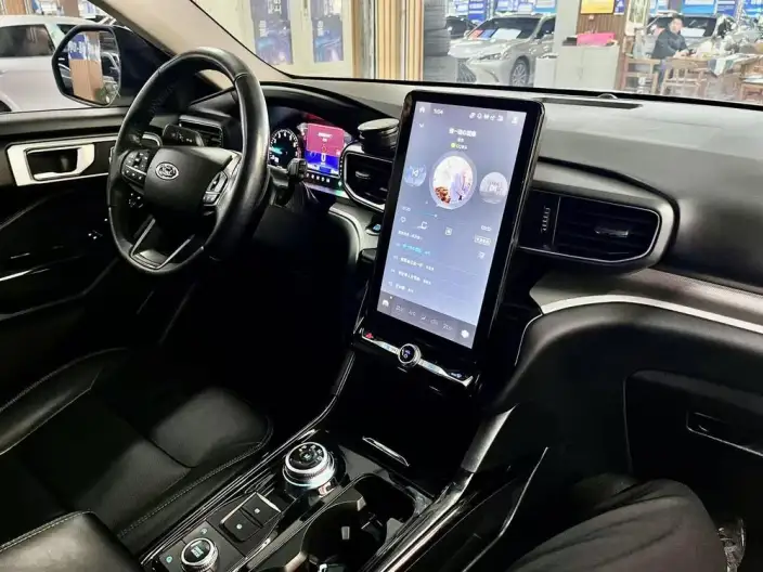 Ford Explorer 2020 Model EcoBoost 285 4WD Fashion edition 7 seat – фото 13