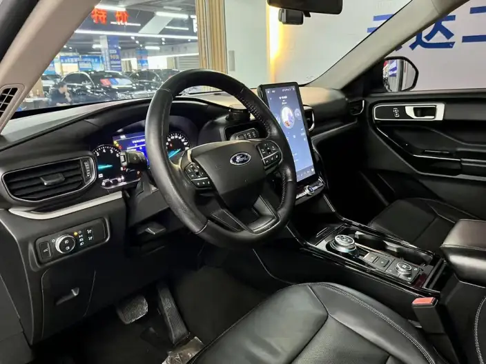 Ford Explorer 2020 Model EcoBoost 285 4WD Fashion edition 7 seat – фото 16
