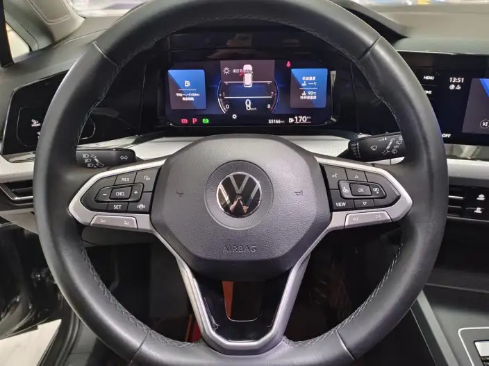 Volkswagen Golf 2023 Model Facelift 280TSI DSG Pro – фото 17