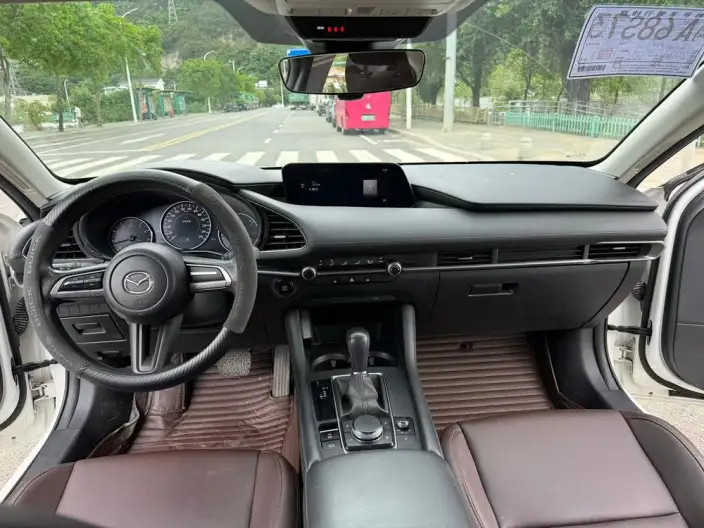 Mazda3 Axela 2021 Model 1.5L Automatic Zhi Model Edition – фото 6