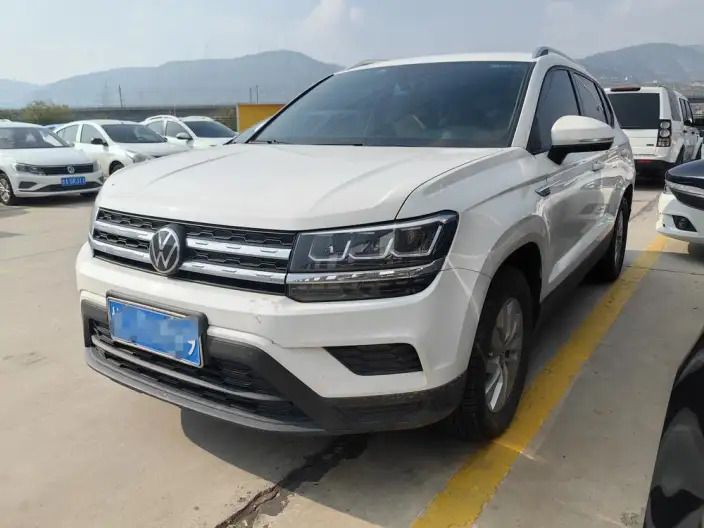 Volkswagen Tharu 2022 Model 280TSI 2WD Fashion edition – фото 1